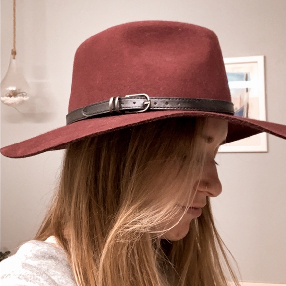 100% wool Wide brim burgundy hat - Picture 6 of 8